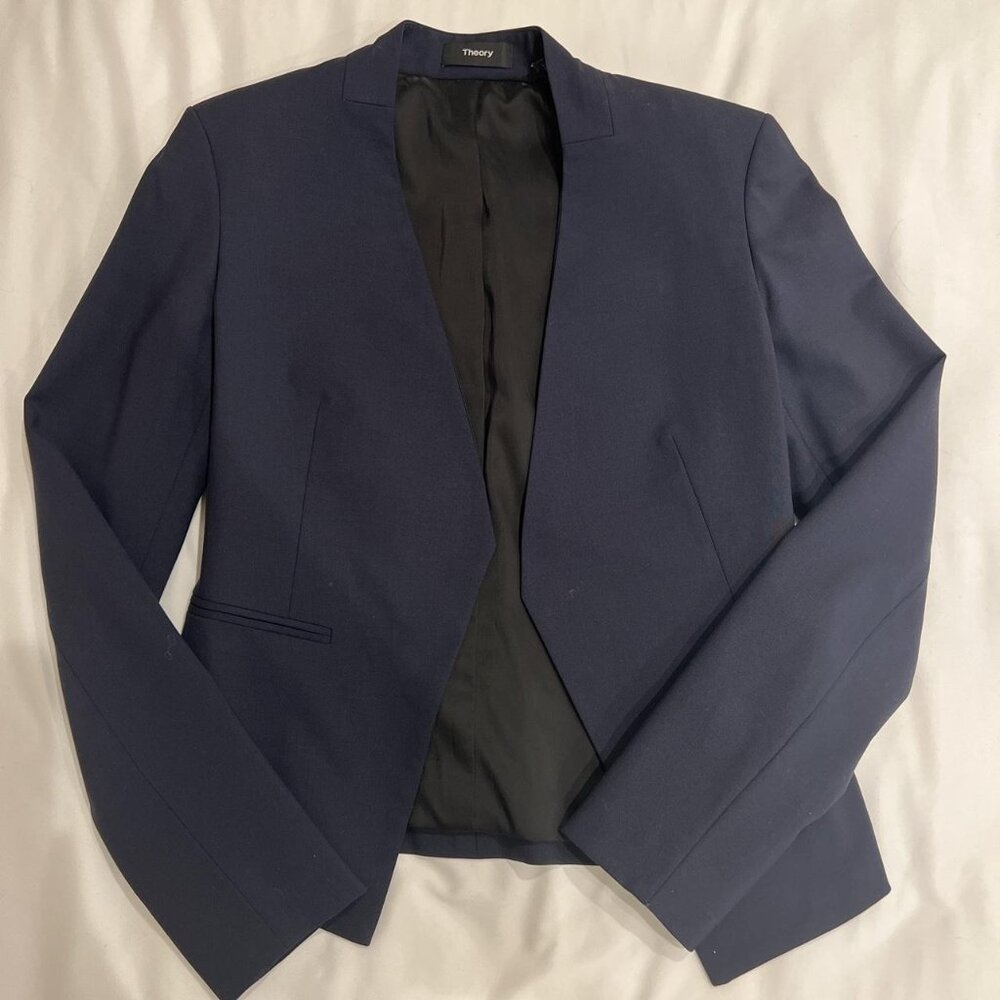 Navy theory blazer